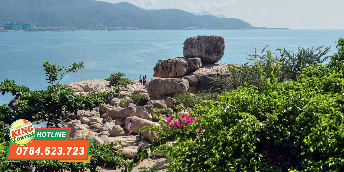 Hòn Chồng Nha Trang